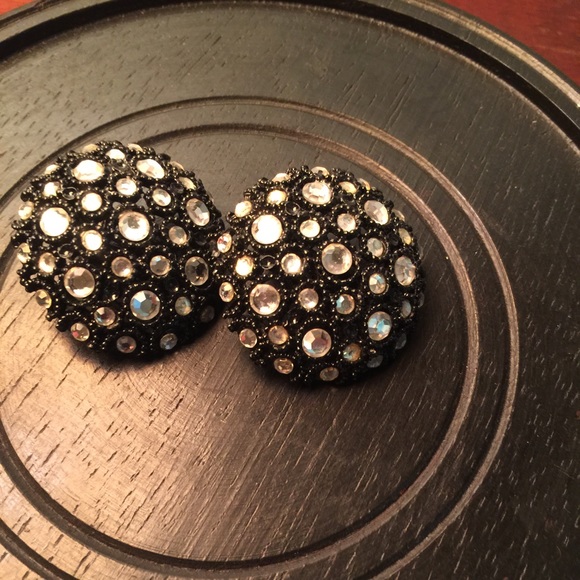 90's Vintage  Black Clip on Earrings