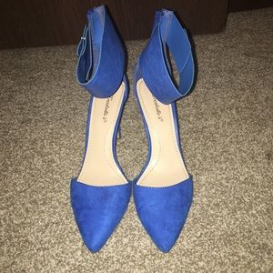 🆕 Blue Ankle Strap By Breckelle's