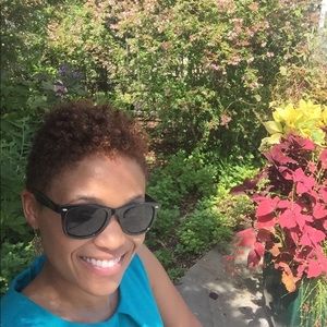 Meet your Posher, Jennifer