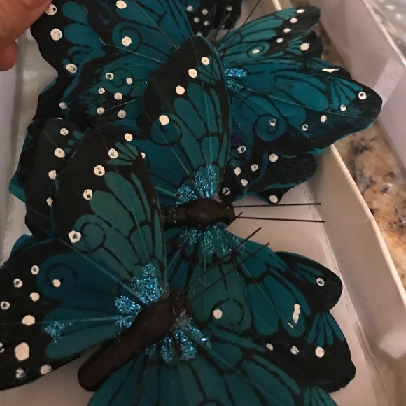 Turquoise butterflies faux