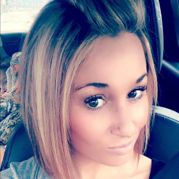 Meet your Posher, Brittani - Picture 1 of 1