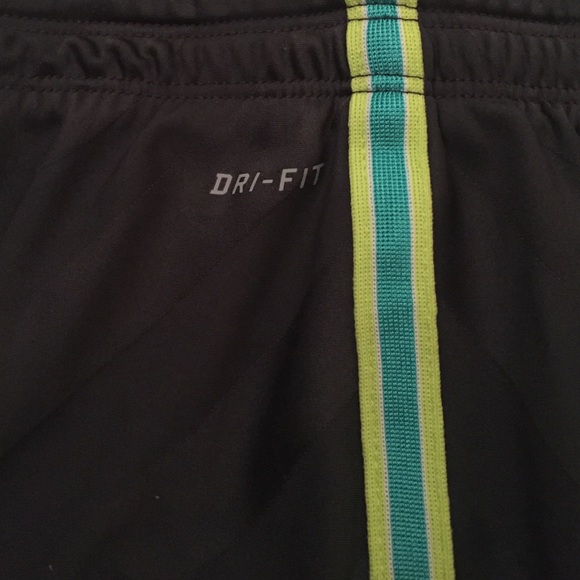 Woman's Nike Shorts - Picture 2 of 4