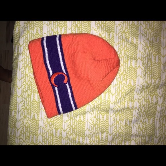 Clemson winter hit - Picture 2 of 2