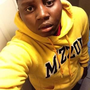 Meet your Posher, Laroy