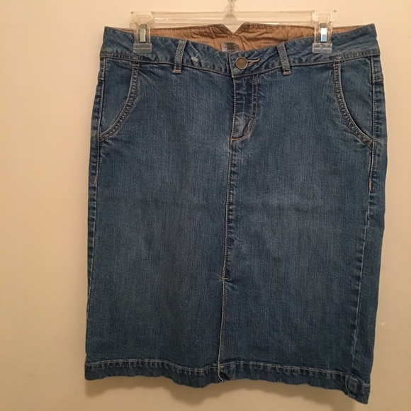 Jean material vintage style skirt