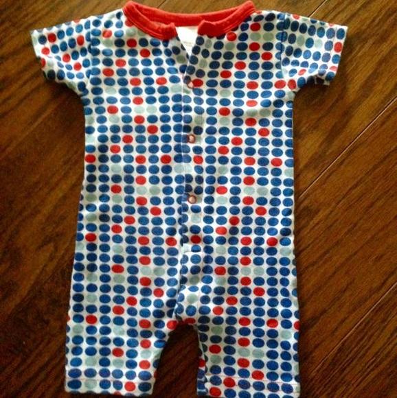 Red n blue organic polka dot Romper infant size 3-6m runs small so listed for 3 mnths.