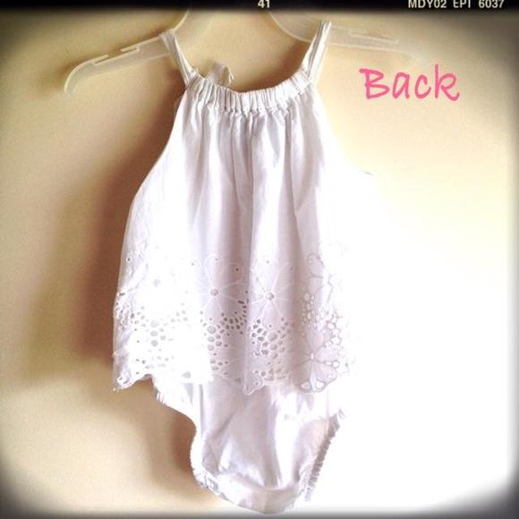 NWOT BABY GAP Eyelet flutter tank onesie - Picture 1 of 4