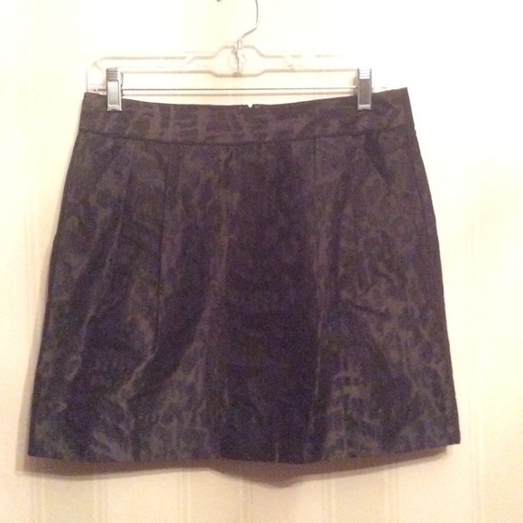 Black skirt perfect for parties sz 2