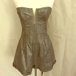 Jenny Han romper