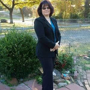 Meet your Posher, Carla