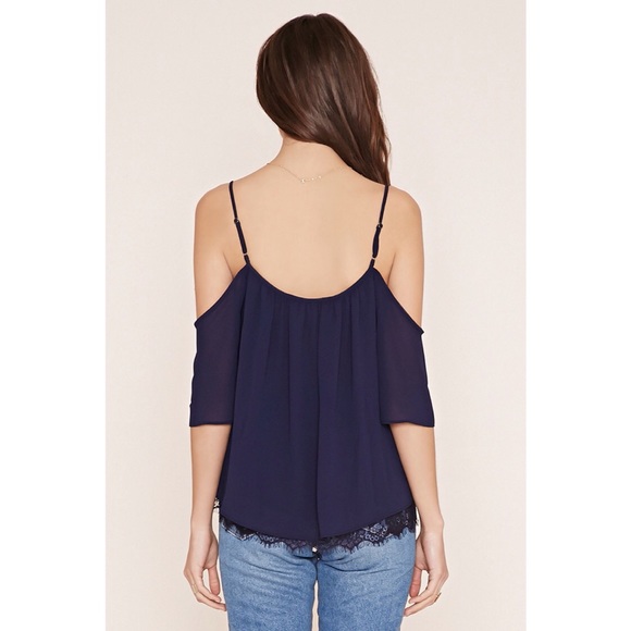 Cold Off Shoulder Lace Paneled Hem Top - Picture 3 of 3