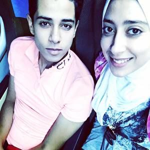 Meet your Posher, Amgad