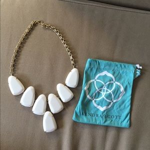 Kendra Scott Necklace