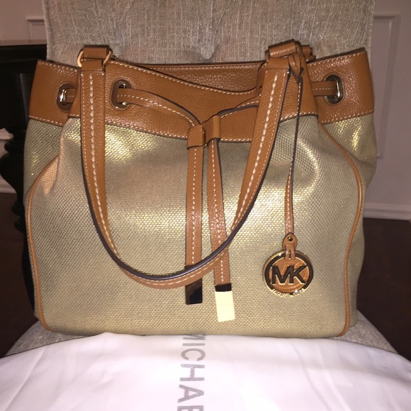 BRAND NEW W/TAGS MICHAEL KORS BAG
