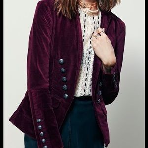 💫🌜Free People Structured Velvet Blazer🌙✨