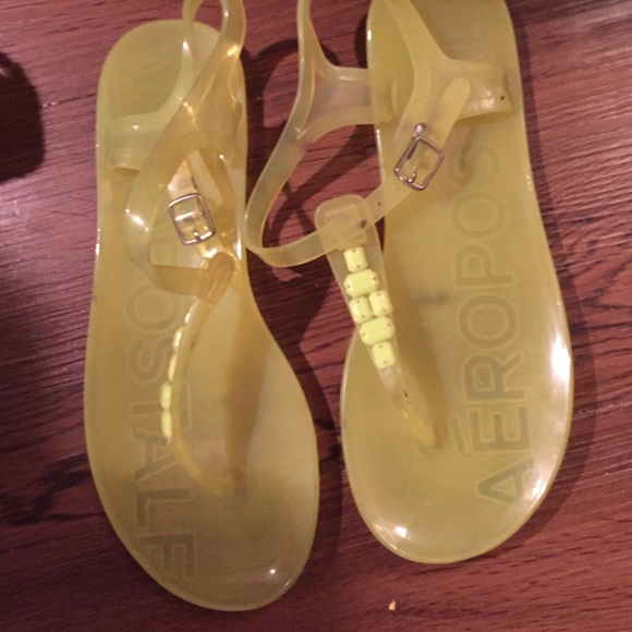 Neon yellow. Jelly's