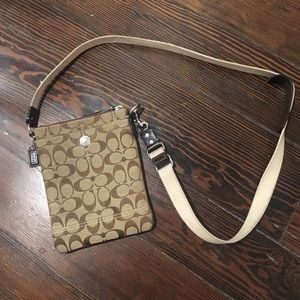 Brown signature Coach crossbody bag!