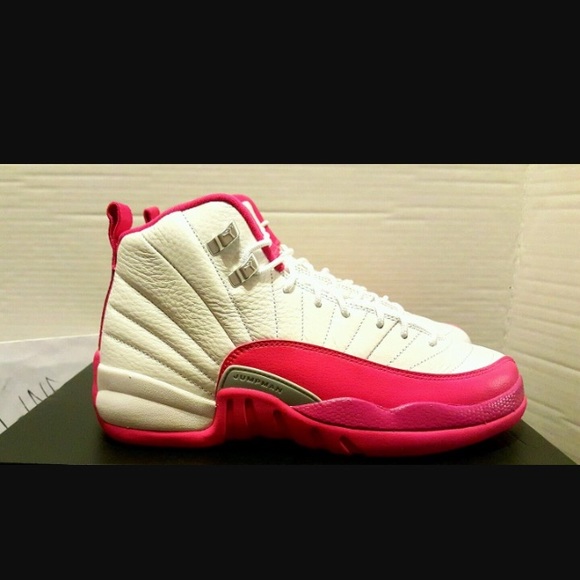 The jordan 12s all sizes - Picture 2 of 2