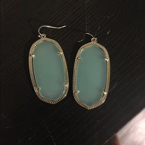 Kendra Scott Danielle Earrings