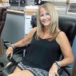 Meet your Posher, Cheryl