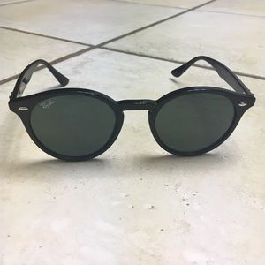 Ray-ban round sunglasses