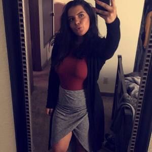 Meet your Posher, Camille