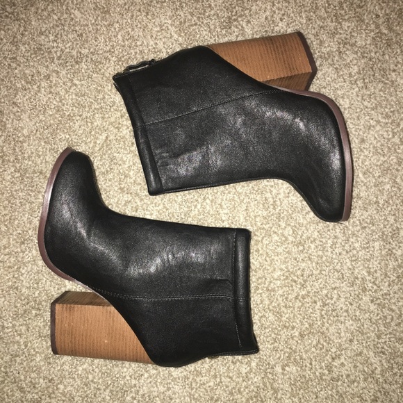 🆕 Chunky Heel Booties By Torrid