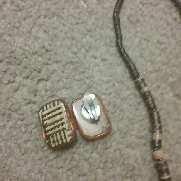 Jewelry - Picture 4 of 4