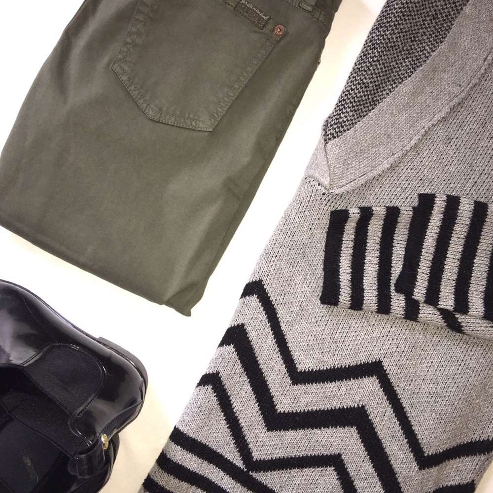 Grey/Black Chevron V Neck Sweater