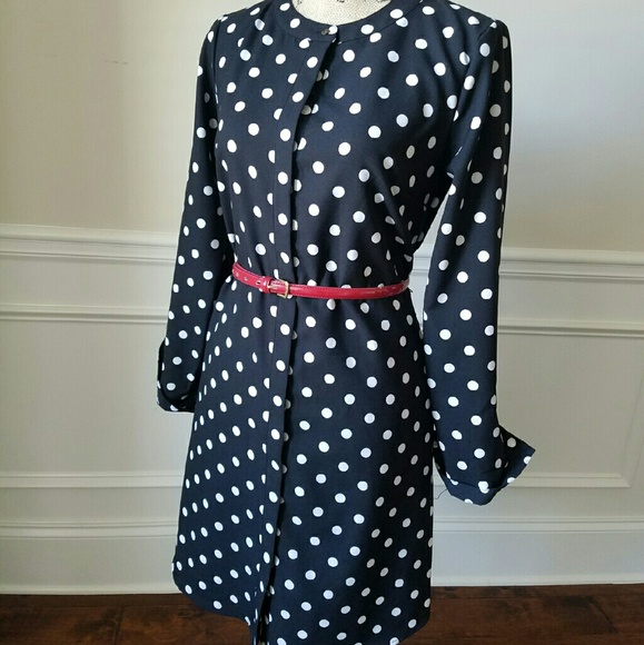 Dresses & Skirts - Timeless polka-dot Belted Dress