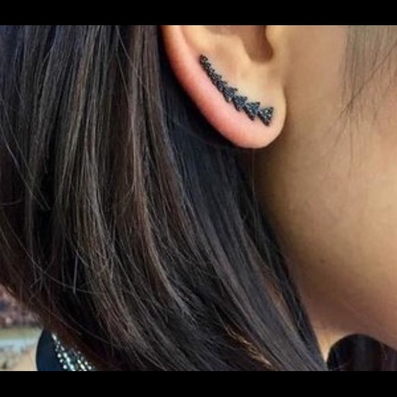 Stella & Dot Jewelry - NWT Stella and Dot Ear Climbers Black/Hematite