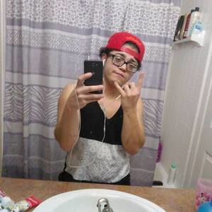 Meet your Posher, Javier