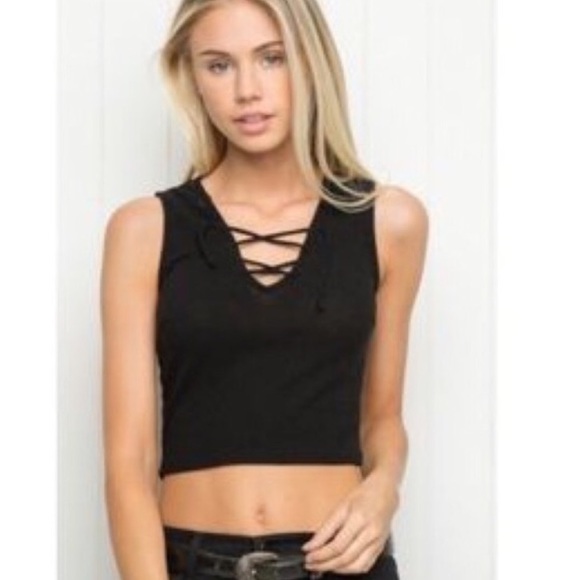 Brandy Melville Tops - ✨BRANDY MELVILLE TOP✨
