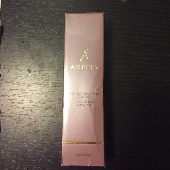 Artistry Advanced Creamy Foam Cleanser