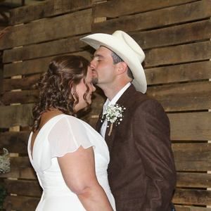 Meet your Posher, Angie