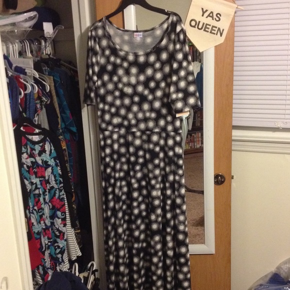 Lularoe Ana.