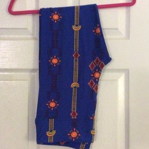 NWOT Never worn Lu La Roe Leggings