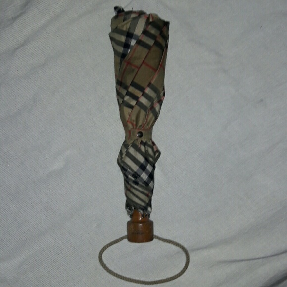 Burberry Umbrella ~ very rare vintage