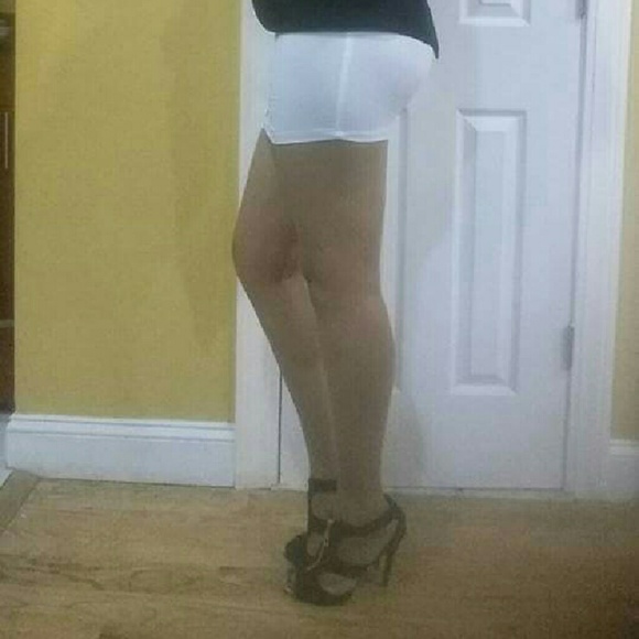 Shoe - Picture 2 of 2