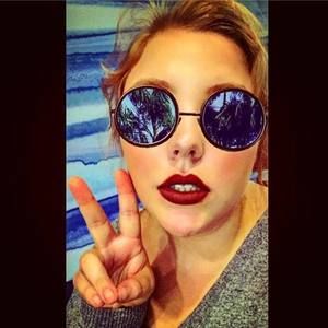 Meet your Posher, Madeline