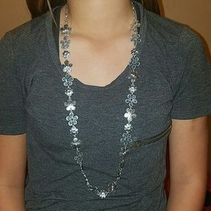 Necklace by premier. Daisy chain