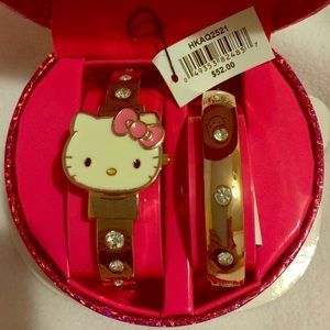 Sanrio Hello Kitty Gold Bracelet Watch