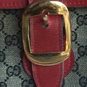 SOLD— Gucci authentic classic bag