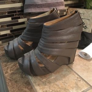 Grey Leather wedge Booties! 😍 size 10!
