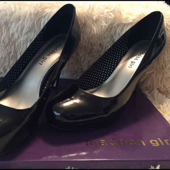 Black Patent Heel