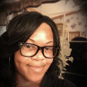 Meet your Posher, Lakeisha