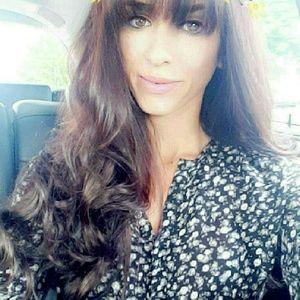 Meet your Posher, Deena