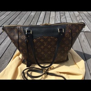 LV Estrela MM Noir