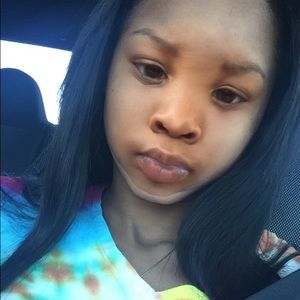 Meet your Posher, Michaela