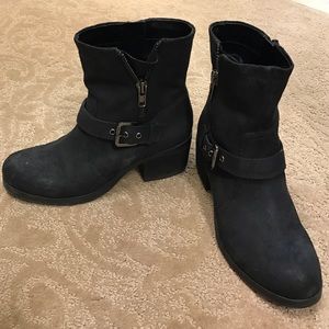 Ladies Boots size 7.5 M